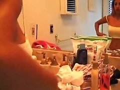 Blondie Takes A Bath Then Gets Banged By A Guy In Bed