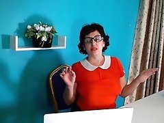 'sexretary Secretary Masturbates Her Pussy Camera In Office'